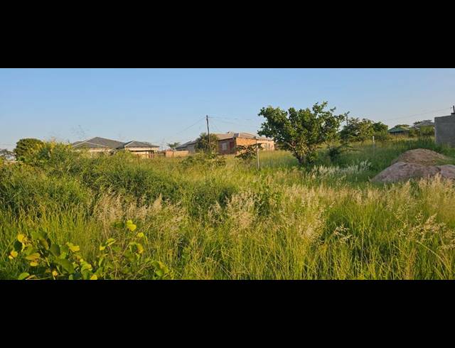 LAND FOR SALE IN VYEBOOM